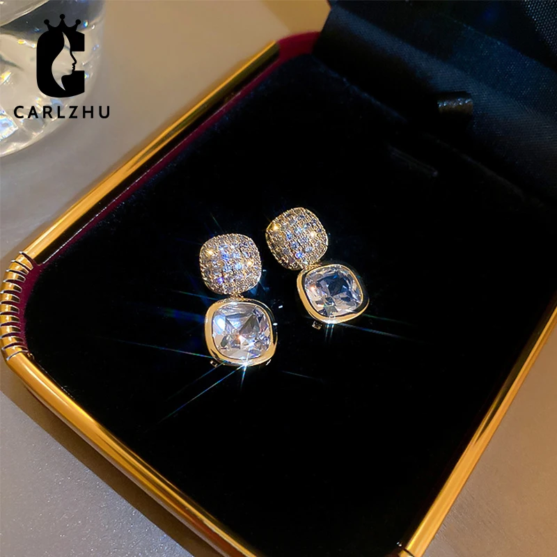 

Серьги-подвески из серебра 925 пробы с инкрустированными фианитами
