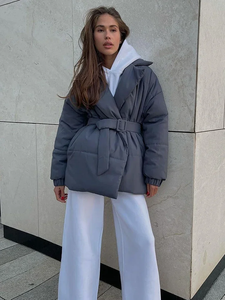 Осенне-зимние утепленные хлопковые куртки с лацканами