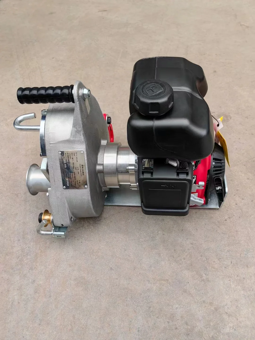 Бензиновая лебедка PCW-5000 двигатель GXH-50 портативный бензиновый приводной трос