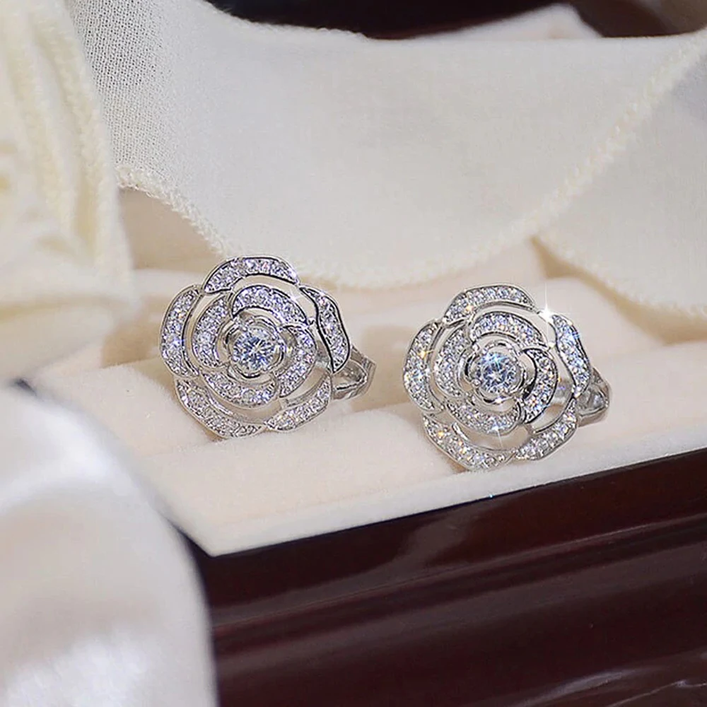 Huitan Sparkling Flower Hoop Earrings for Lady Full Paved CZ Stone Silver Color/Gold Color Women Wedding Engagement Jewelry 2022