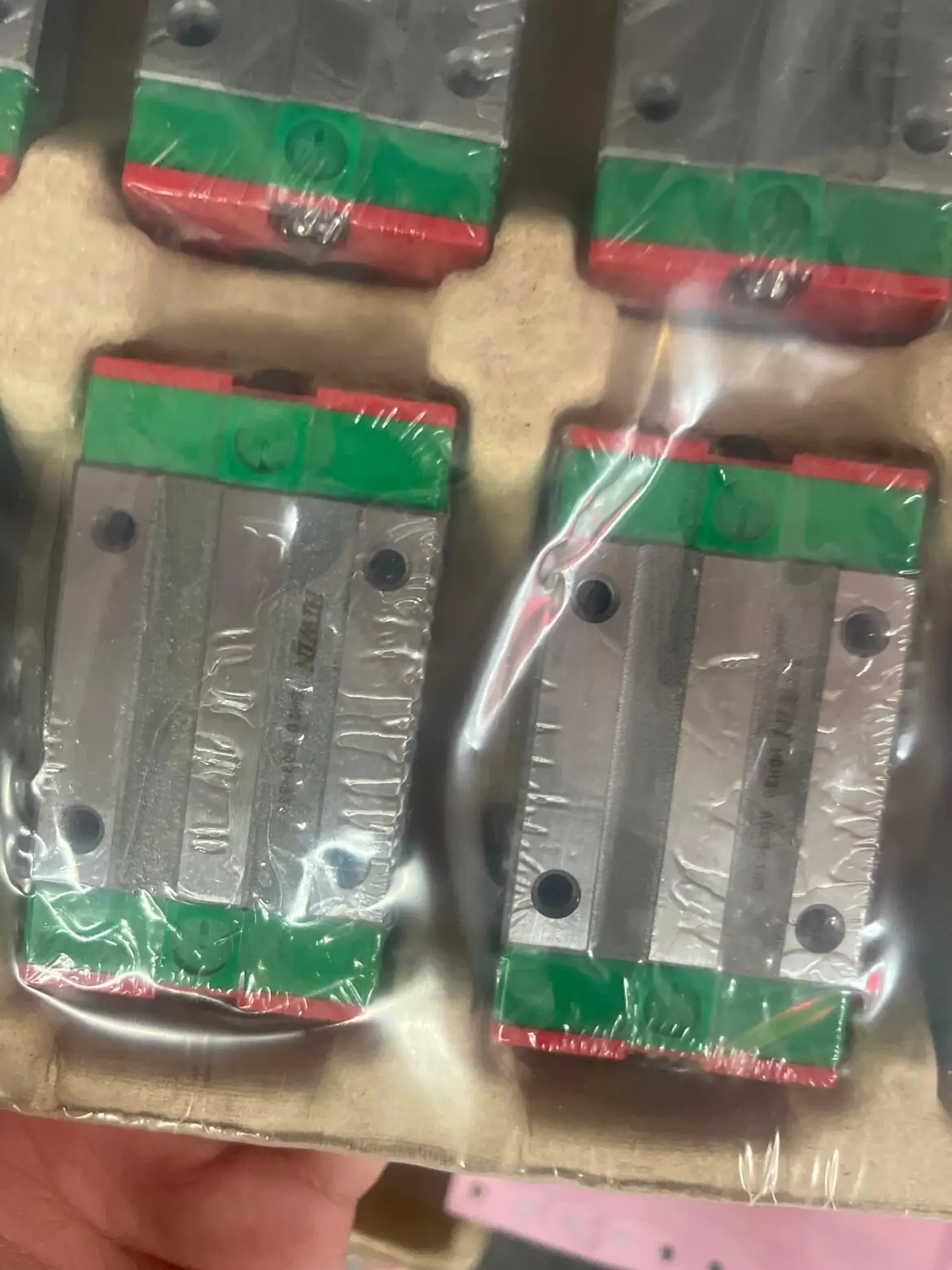 

Товары, отправленные в Египет из Китая для ясера алмохадес