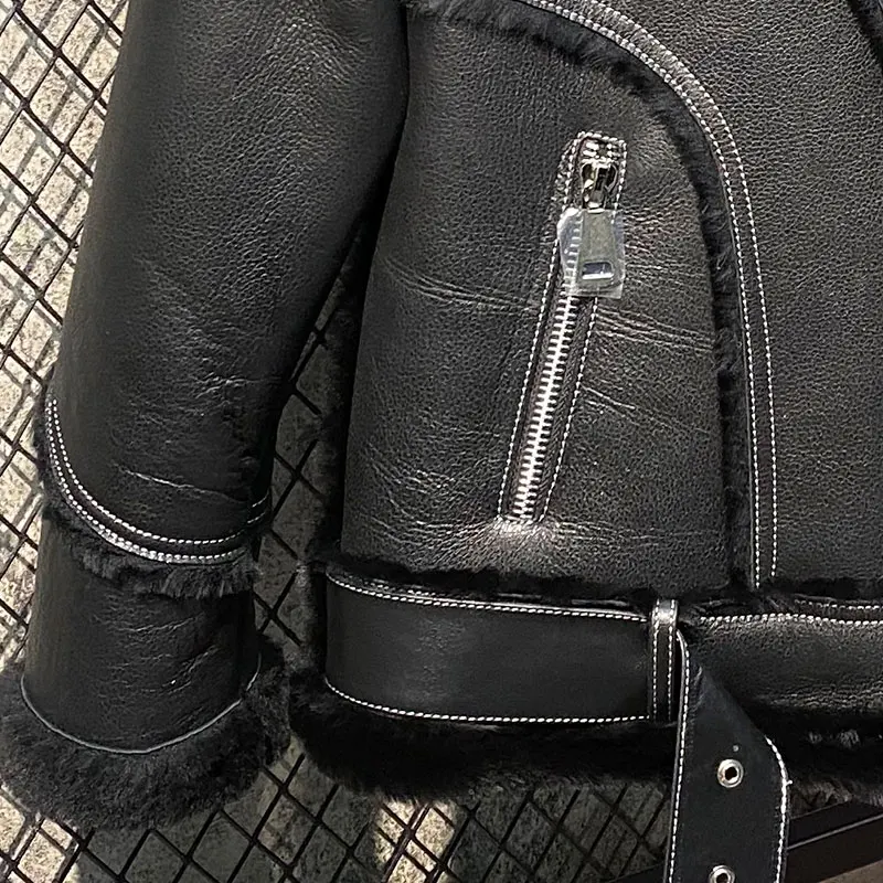 Женская куртка из натурального меха