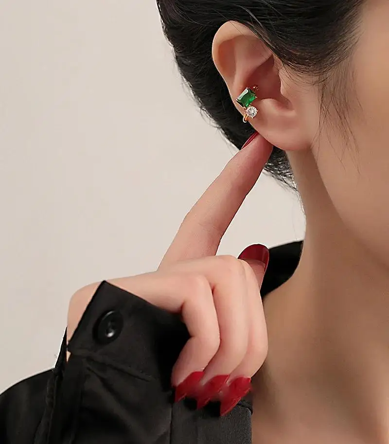 Очаровательные зеленые квадратные серьги-подвески