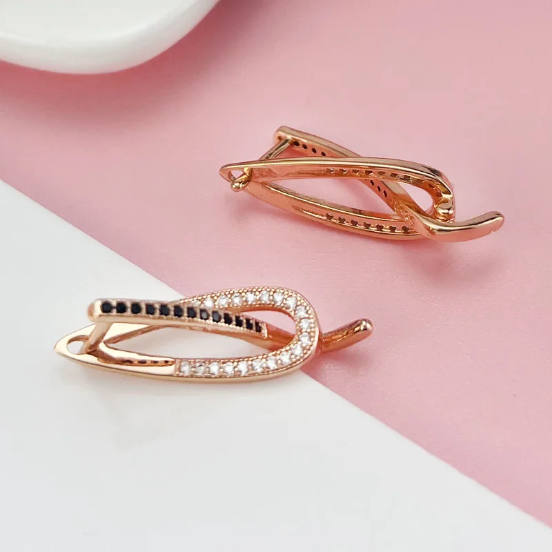 

Стильные Серьги цвета розового золота с простыми циркониевыми сережками для дам