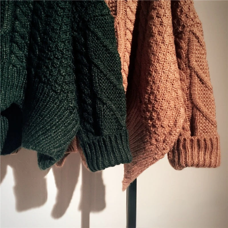 Женский свитер с высоким воротником однотонный теплый винтажный уютный женский