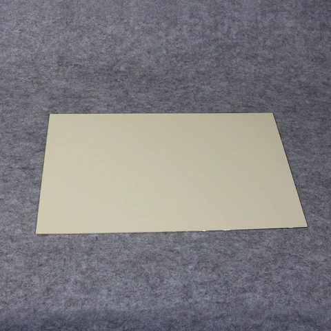 FLEOR 3-слойная пластиковая накладка для гитары 43x29 см