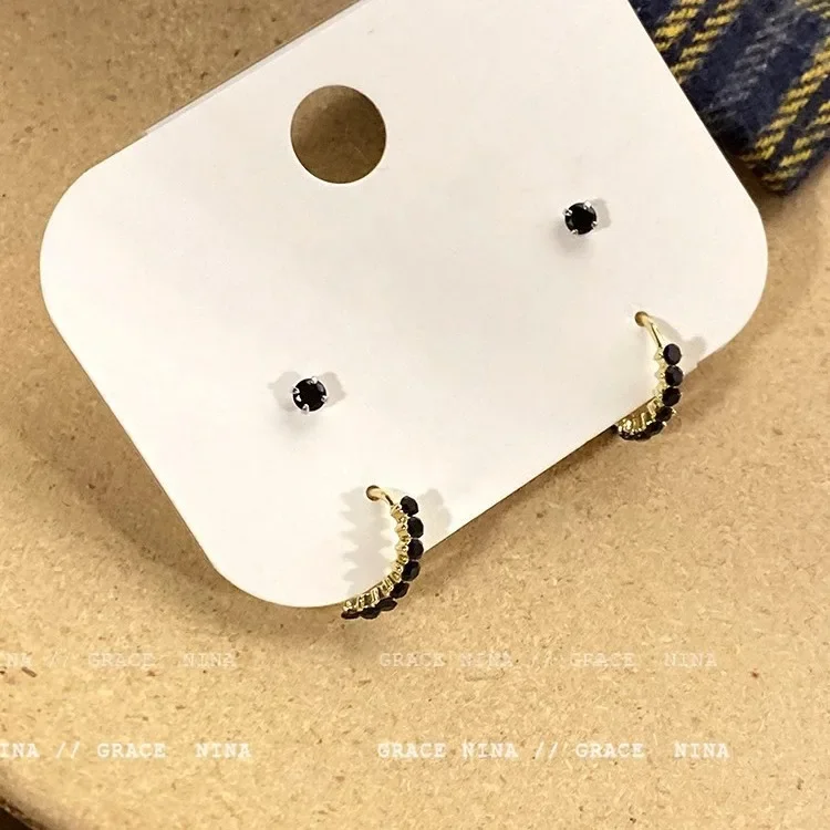 Элегантные черные серьги-гвоздики с цирконием для женщин комплект из 4 предметов