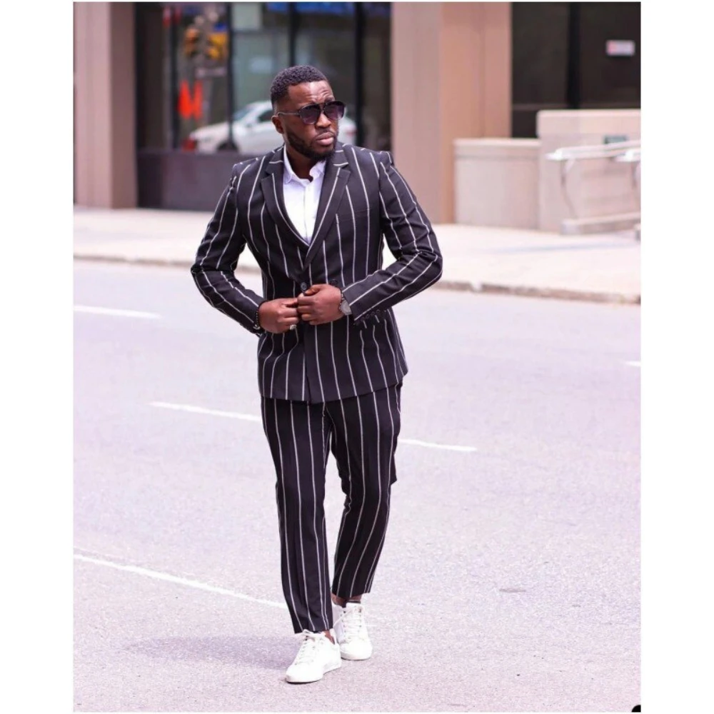 

Black White Wide Striped Double Breasted Men Suits 2 Pieces Slim Fit Peaked Lapel Terno Masculino Wedding Groom Tuxedos Blazer