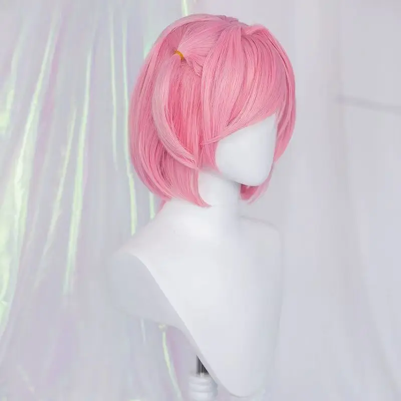 Фото Парик для косплея Натсуки из Doki Doki Literature Club, готовый к использованию, розовый, с двумя причесанными пучками, короткие волосы, не требует стрижки, для аниме-костюмов №5