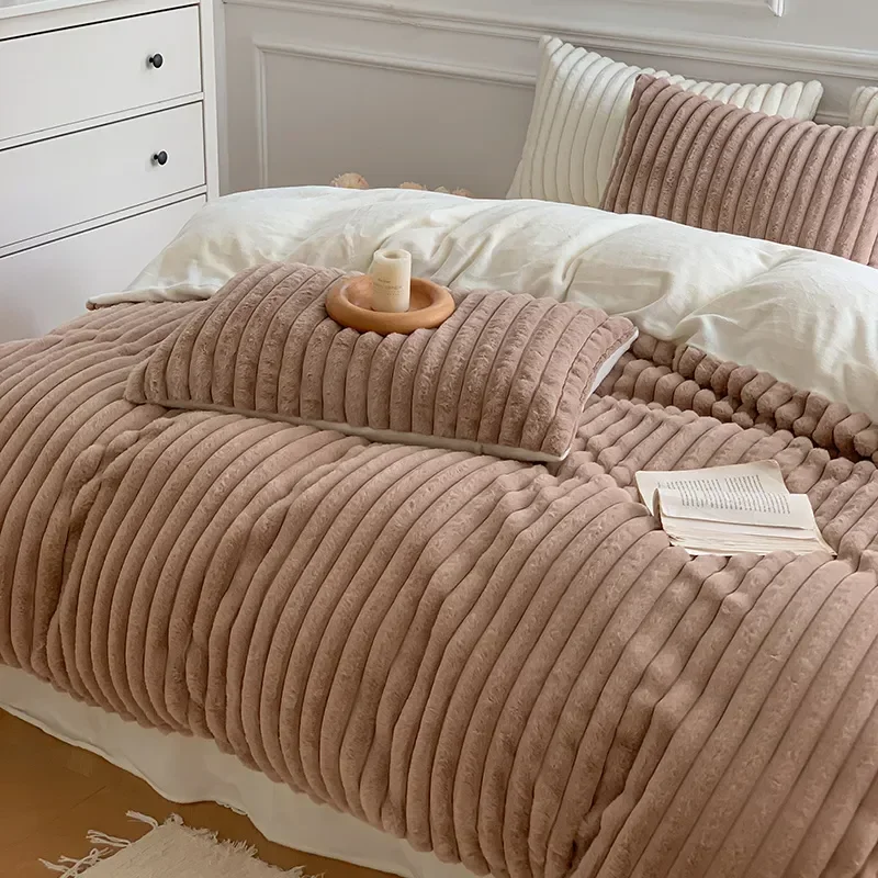 

High Quality Thickened Faux Rabbit Fur Duvet Cover Set with Bed Sheet for Winter Autumn Warm Queen Bedding Set Warmth Bed Sets