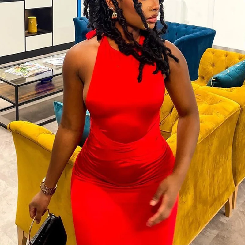 Платье-миди на бретелях с открытой спиной без рукавов |