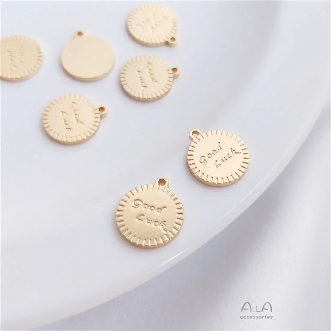 Подвесная бирка из 14-каратного золота круглая кулон GoodLuck ожерелье ручной работы