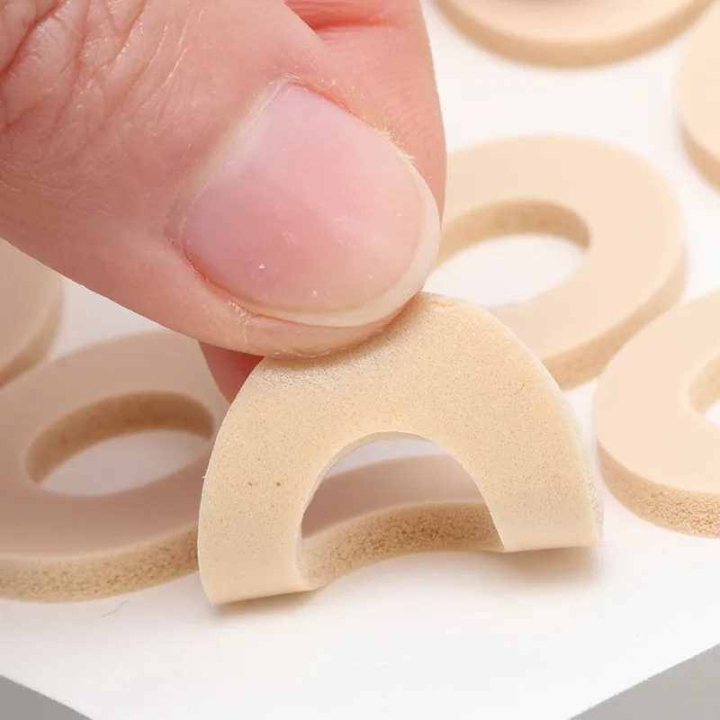 Пластырь латексный для снятия симптомов боли против трения |