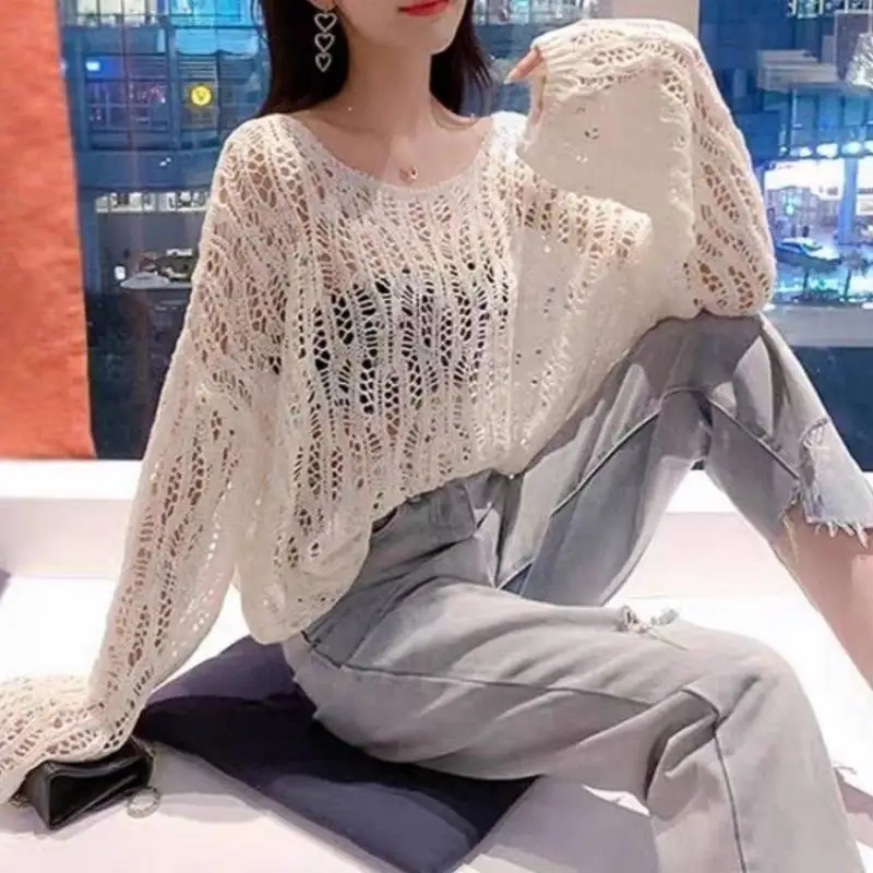 

2022 new thin pullover knitted blouse women's summer long sleeve hollow short loose bottomed sweater slouchy knitwear