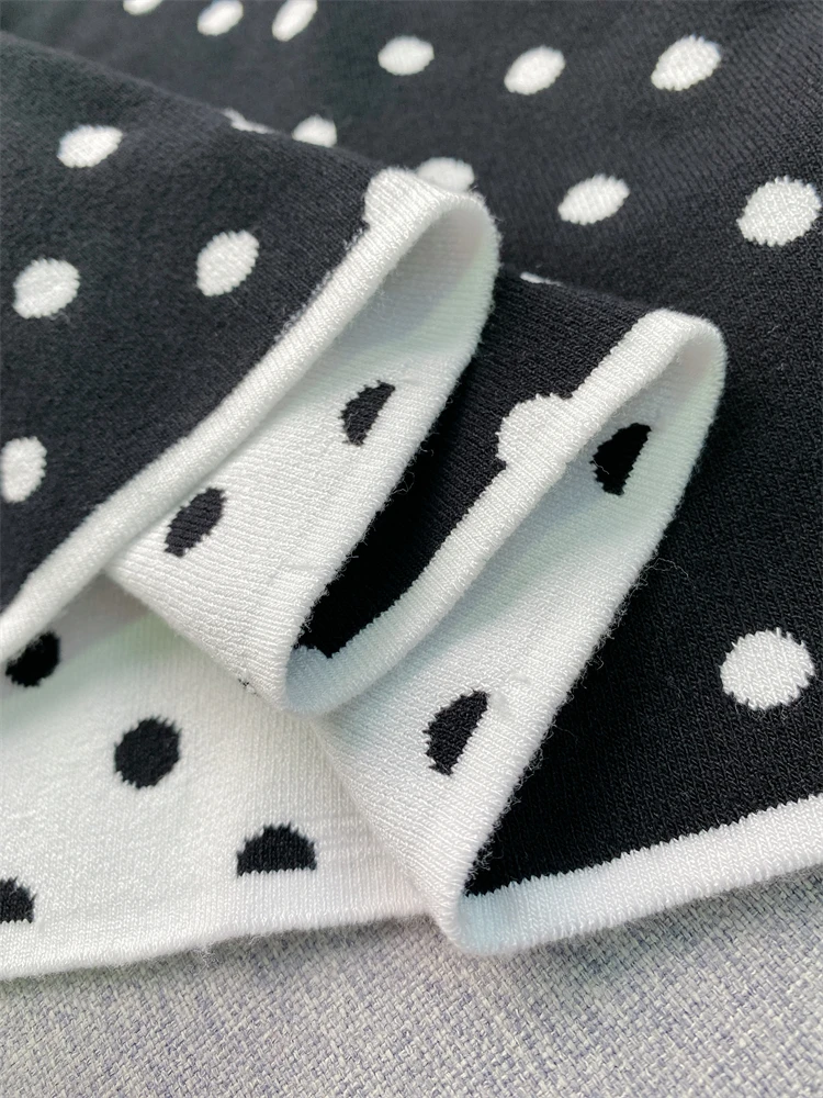 Трикотажный свитер в горошек модная и простая футболка с коротким рукавом