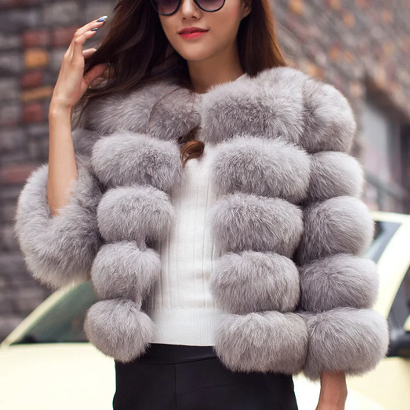 2022 Winter Fashion Faux Fur Jacekt For Women Streetwear New Style Faux Fox Fur Coat Women's Short Round Neck Winter Fur Tops
