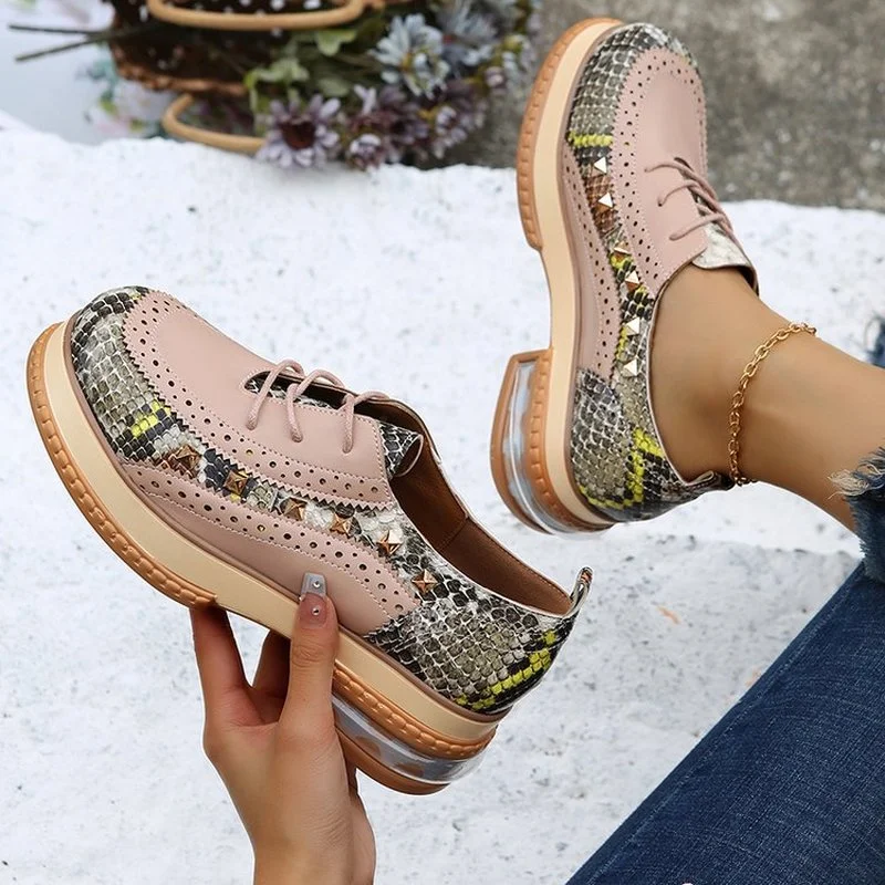 

2022 Spring New European and American Fashion Round Toe Color Matching Snakeskin Pearl Thick Heel Women Single Shoes Large Size
