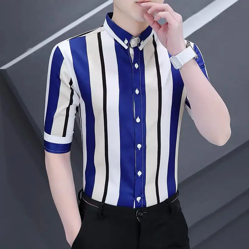 

Color striped stylist shirt men's trend color matching design sense summer thin handsome seven-point short sleeve shirt