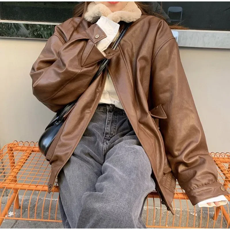 Рисунок 4 - Утепленная женская кожаная куртка