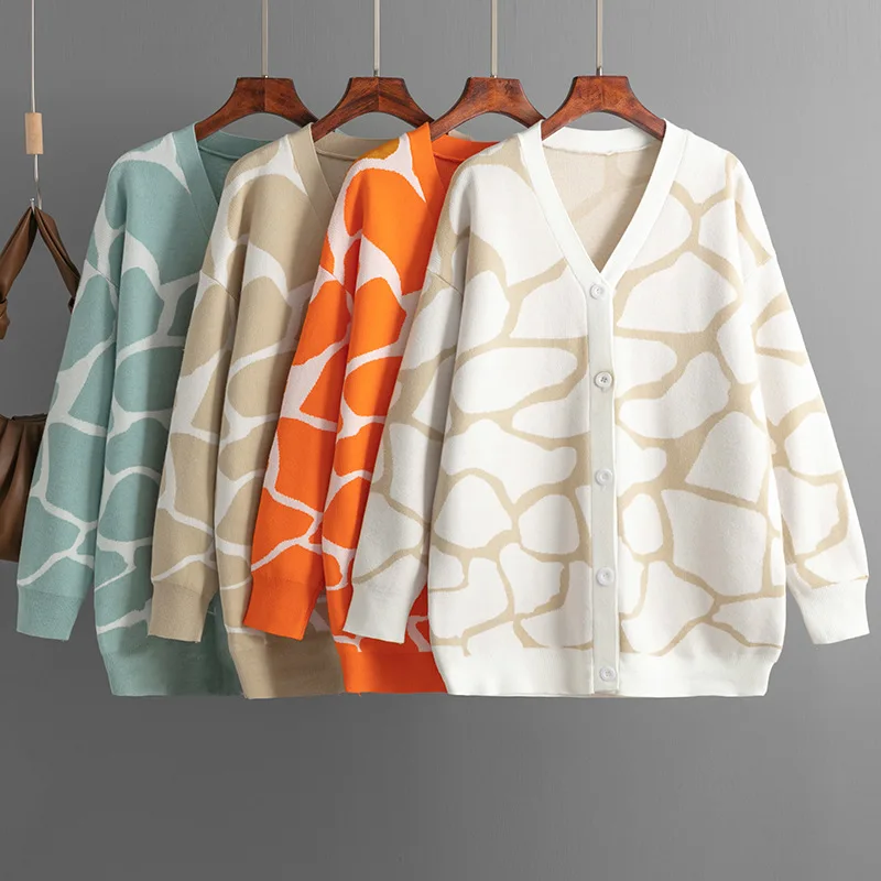 

2023 Autumn New Arrivlas Long Cardigan for Women V-Neck Loose Giraffe Stripes Sweater Ladies Fashion Knitted Tops