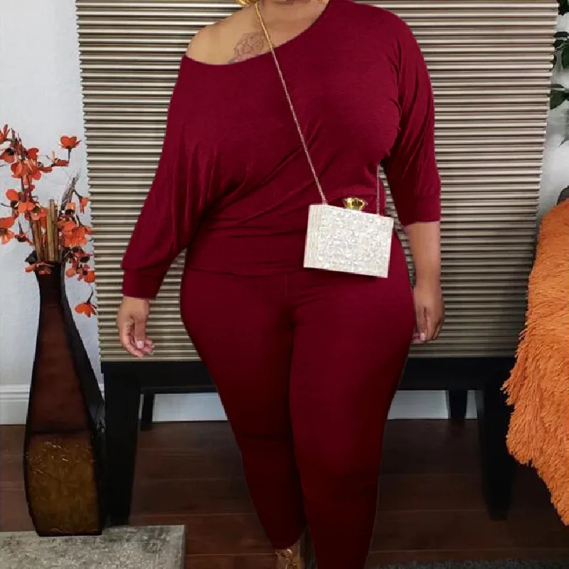 

Vintage Style 2 Piece Plus Size Tracksuit Sportswear Suit For Women Off Shoulder T Shirt And Slim Pant Set Casual