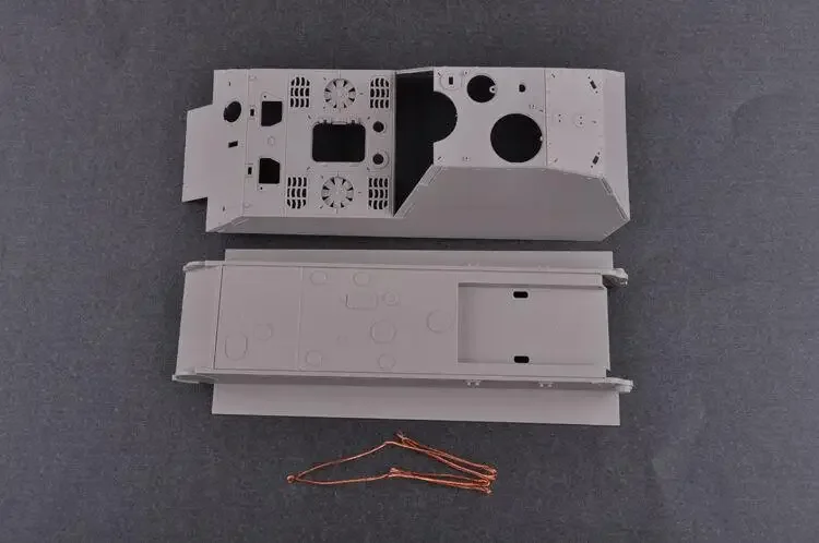 ТРАМПЕТР # 09535 1/35WWII Немецкая решетка 30-30 5 см (GRW) L/16 Комплект модели медведя