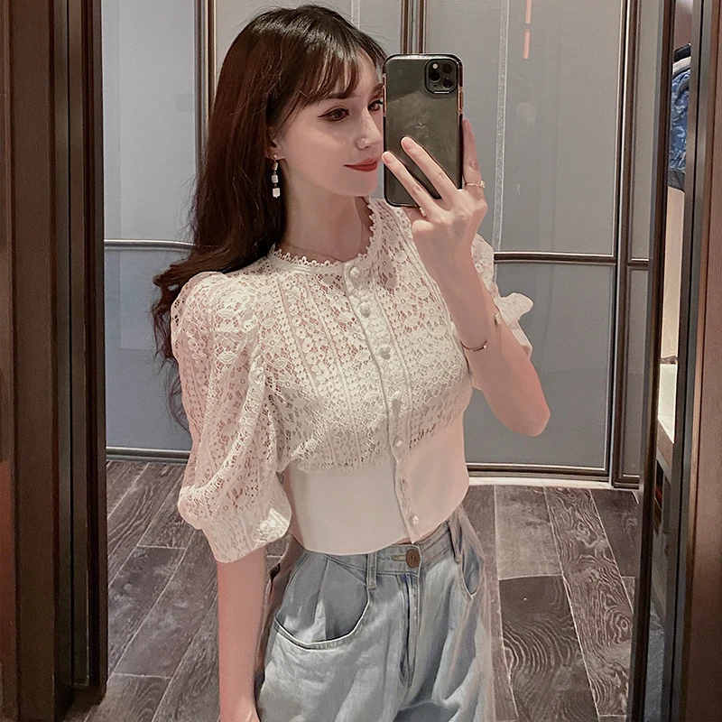 

2021 New Fashion Slim Fit Puff Sleeve Single Breasted Women Shirts Hongkong Style Lace Hollow Out Blouses Summer Women Tops