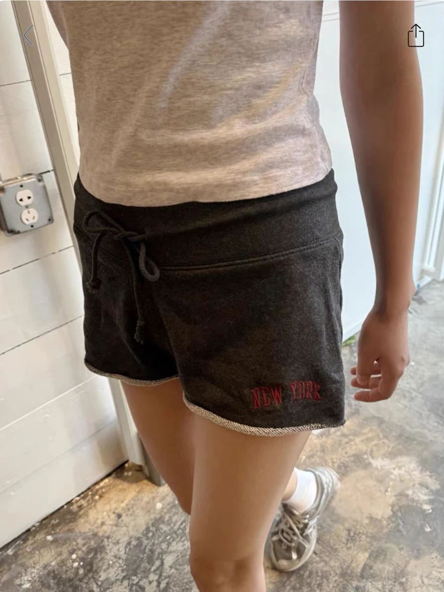 Шорты женские хлопковые с вышивкой свитшот кулиской свободные прямые короткие