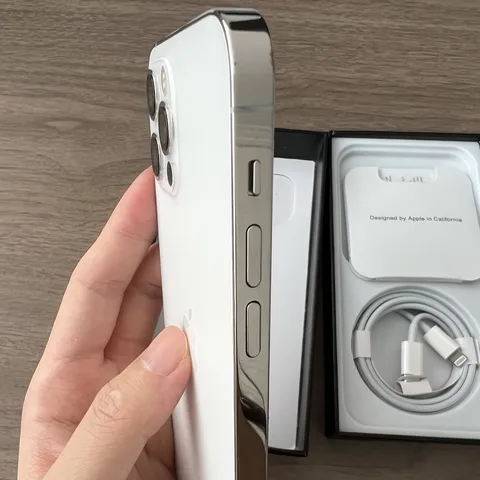 Смартфон Apple iPhone 12 Pro, 6/128ГБ, 6/256ГБ, global, Б/у