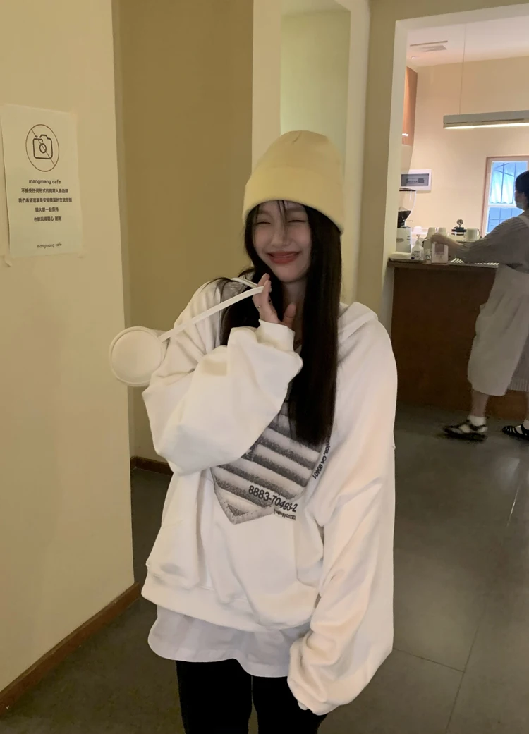

1205 Korean version of 2022 new loose letters love long-sleeved printed hooded Sweatshirts
