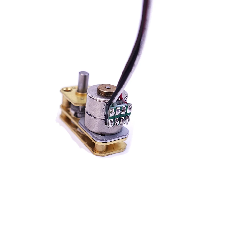 

Микро шаговый двигатель SM1091GB1000, постоянный ток, 5 В, 2 об/мин, медленная скорость, 2-фазный 4-проводной 7-фазный раскладной вал, передаточное соотношение 1000:1