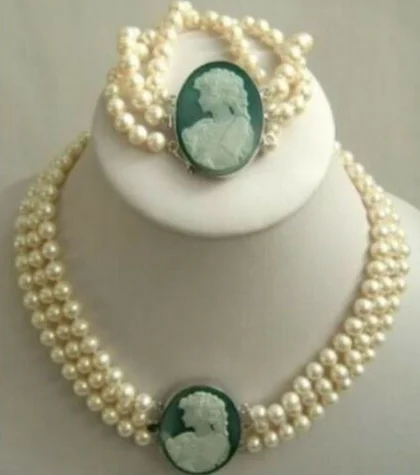 

3 row 7-8mm White Akoya Pearl Cameo Necklace Bracelet