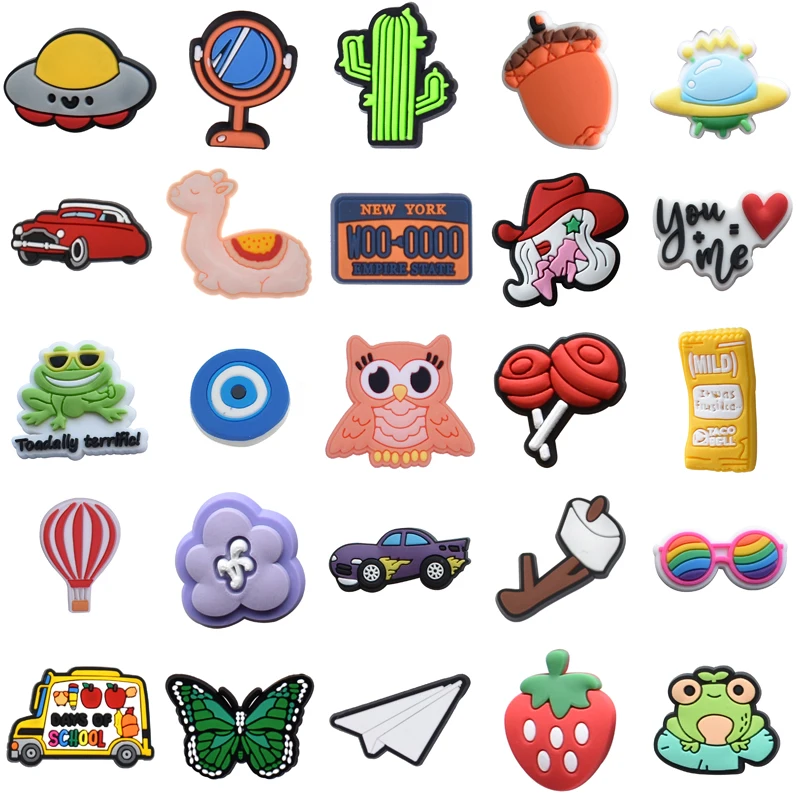 

Shoe Charms Designer Pins Decorations for Crocs Charms Women Kids Summer Shoes Accessories for Croc Charm New Xmas Gifts Jeans