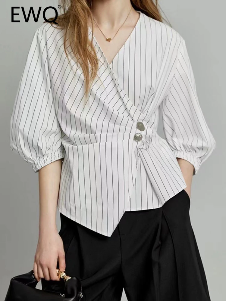 

EWQ Elegant Irregular Striped Shirts For Women V Neck Half Sleeve Blouse Female French Clothing 2023 Autumn New Tops 26D4284