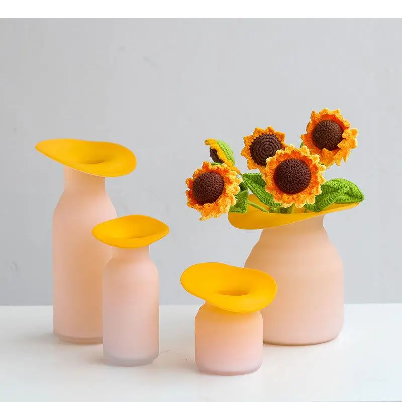 Двухцветная матовая оранжевая стеклянная ваза декоративная композиция для