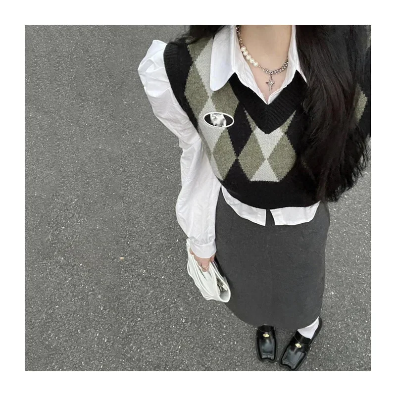 Вязаный топ в консервативном стиле жилет многослойный свитер ранняя осень зима