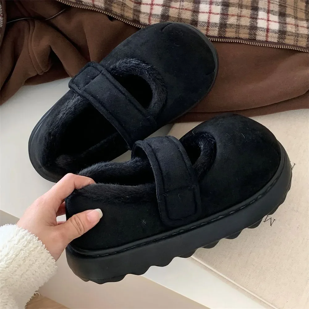 Женские туфли-бобы на толстой подошве