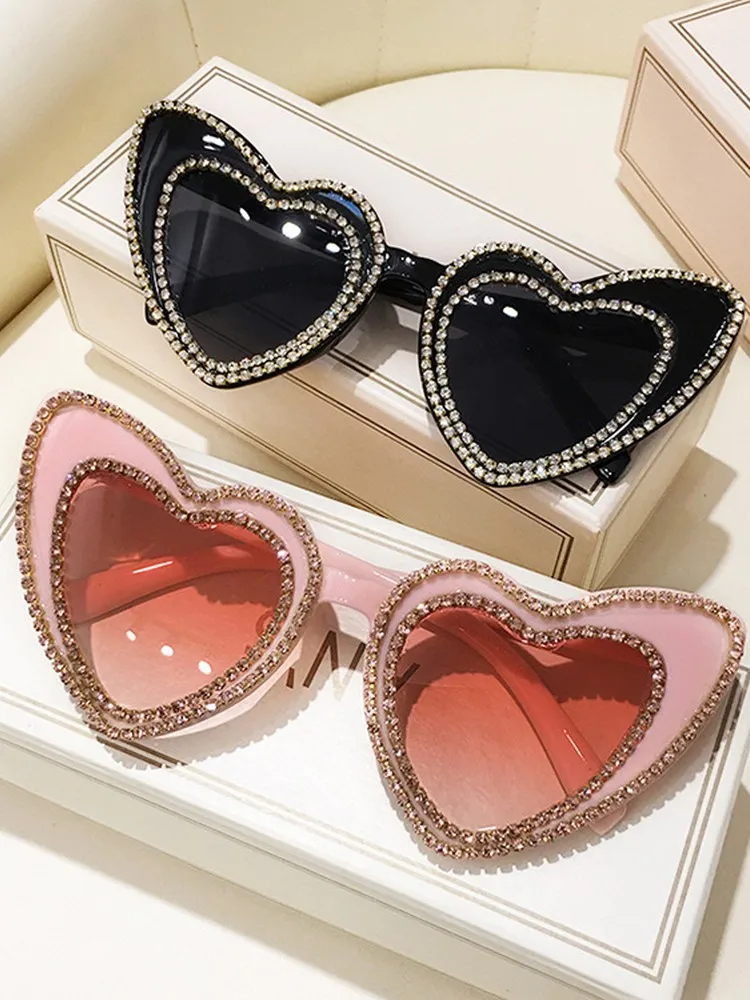 

Женские солнцезащитные очки в форме сердца, дизайнерские ретро очки кошачий глаз в форме сердца с цирконом, с защитой UV400