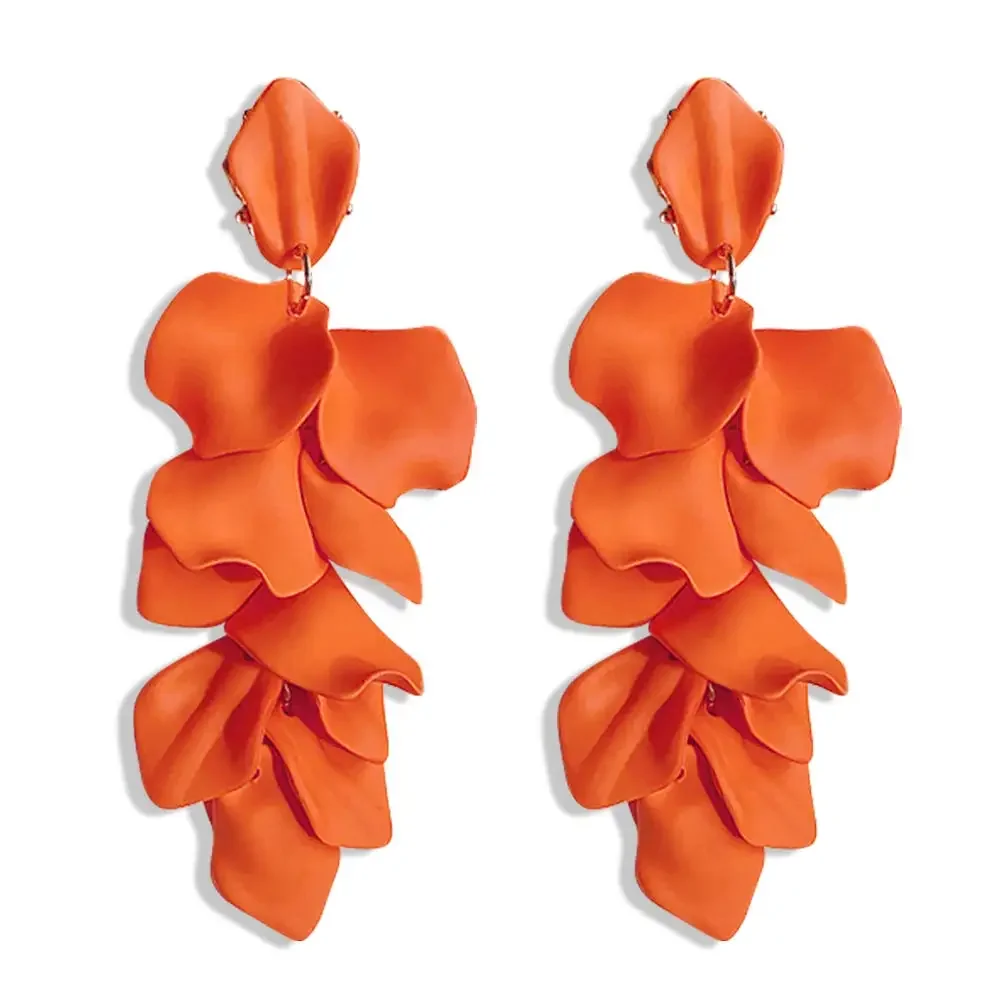 

2023 Long Acrylic Rose Petal Earrings Dangle Exaggerated Flower Earrings Drop Statement Floral Tassel Earrings for Women and Gir