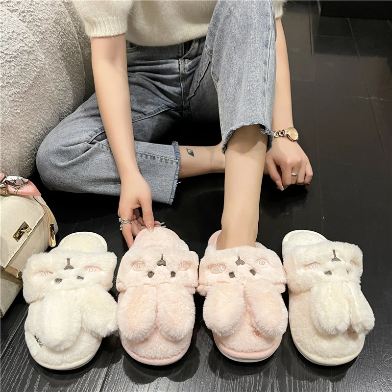 

Low Sandals Woman Leather Shoes Closed Toe Clogs With Heel Low-heeled Thick Girls Fashion 2022 Fur Outside Fabric PU Rome Slides