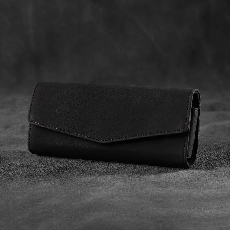 

Футляр для солнцезащитных очков, 4 цвета