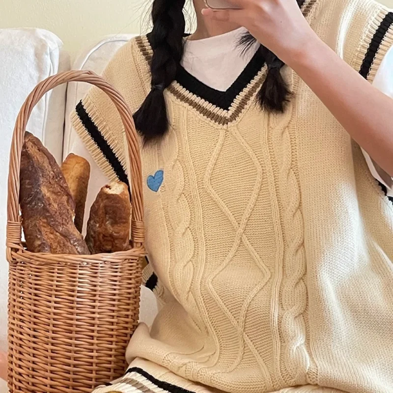 Свитер-жилеты для женщин любят винтажные студенческие повседневные Harajuku с