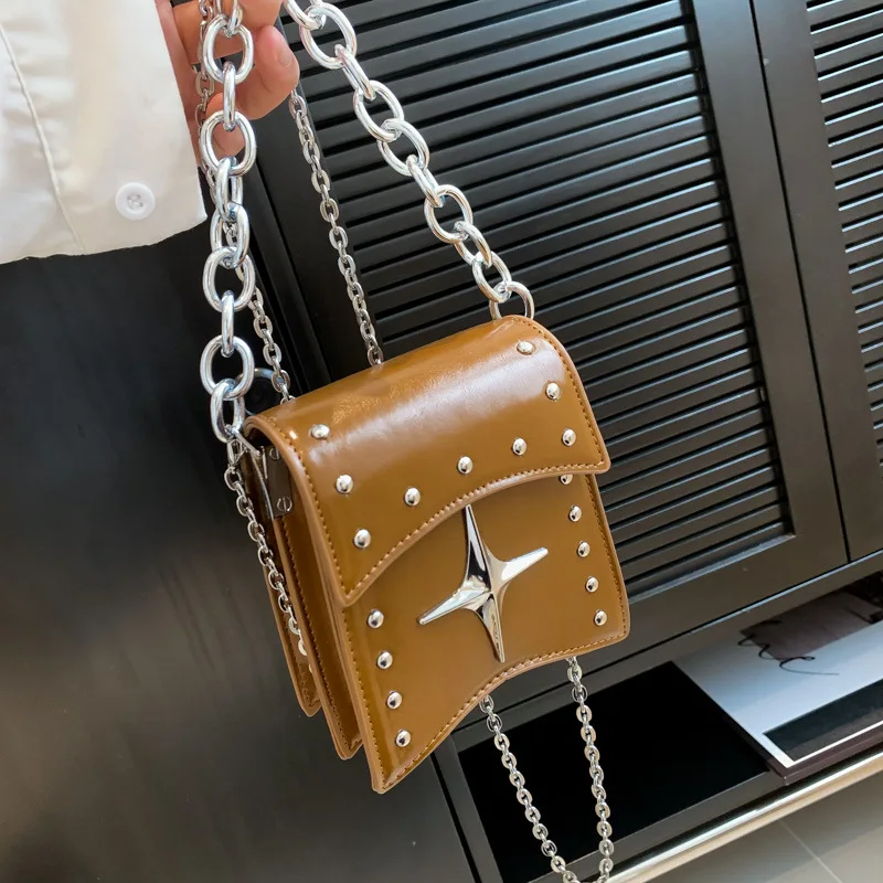 Popular Retro Biker's Small Square Bag Female Rivet Metal Decorative Niche Chain Messenger Bag