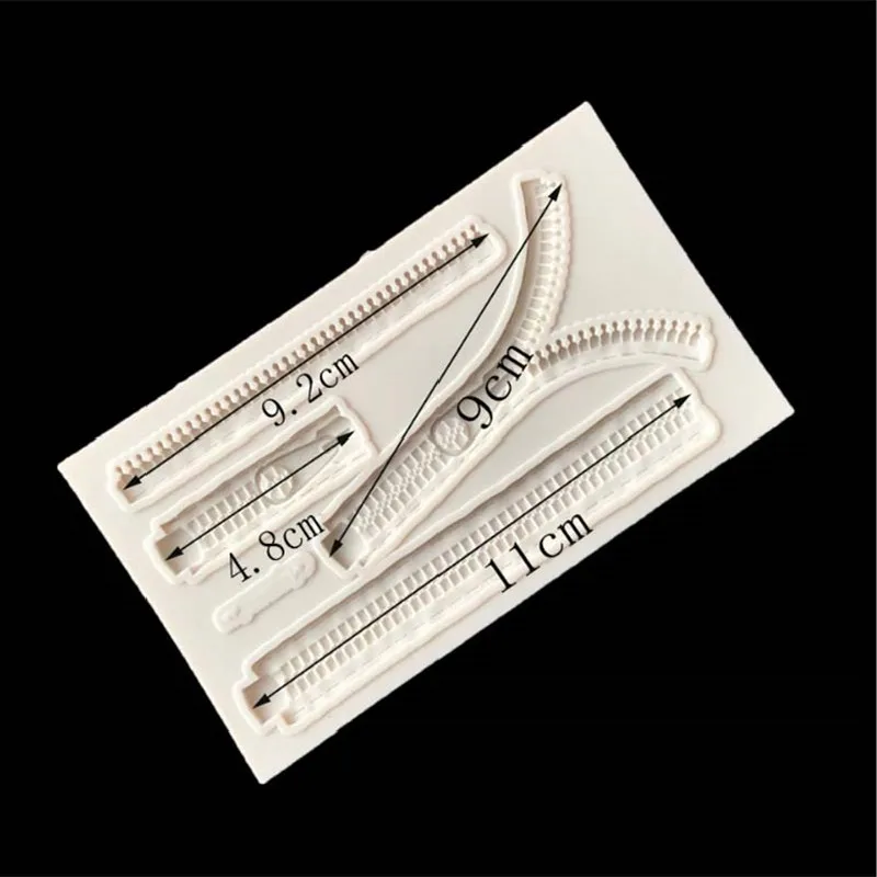 

Bag Zipper Clothes Zipper Shape Fondant Cake Silicone Mold Clay Mold Chocolate Mold Dry Pace Tool B076