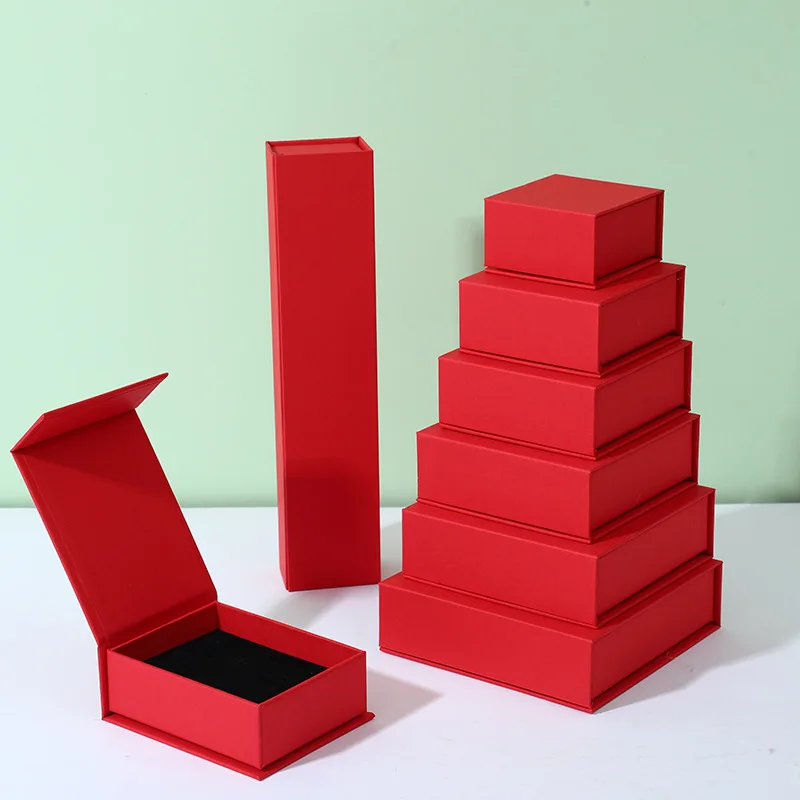 Магнитные картонные подарочные коробки 10 шт.