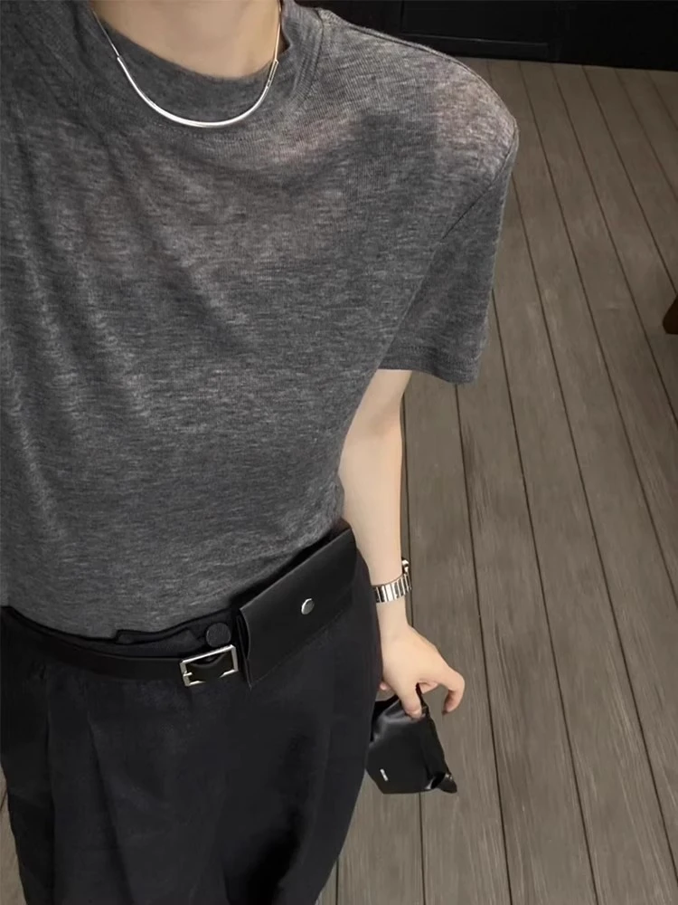 Женская тонкая трикотажная футболка с коротким рукавом и круглым вырезом