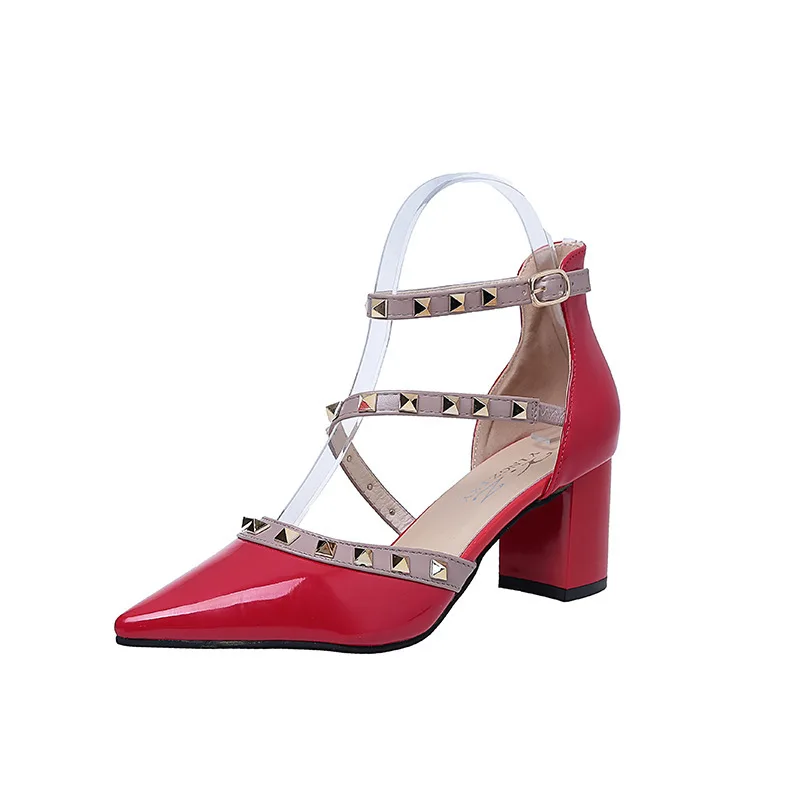 

2022 New Style Women's Sandals Thick Heel Baotou Sandals Patent Leather Women's Shoes Pointed Rivet Sexy High Heels Women Shoes
