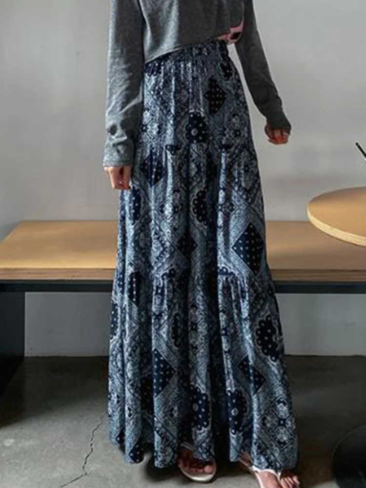 

Юбка-трапеция с цветочным принтом, до середины икры