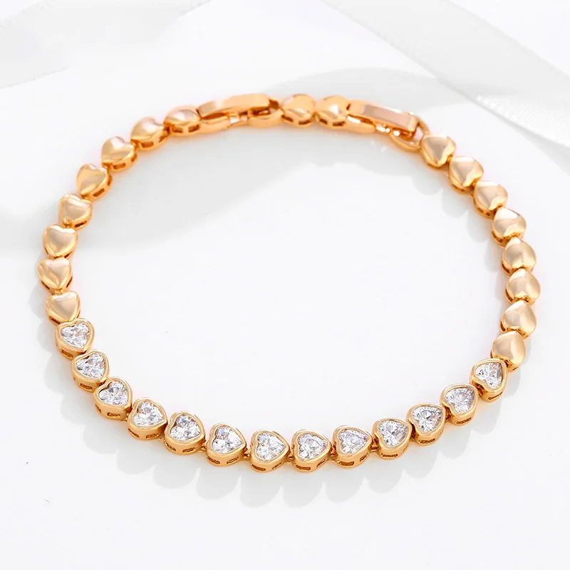 

Women Dainty 18K Gold Plated Cubic Ziconia Paved Heart Shape Chain Bracelet New Coming Summer Jewelry