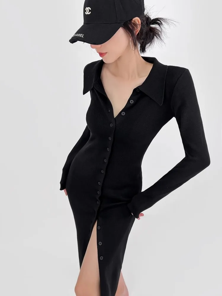 Женское трикотажное платье-поло с длинным рукавом и V-образным вырезом